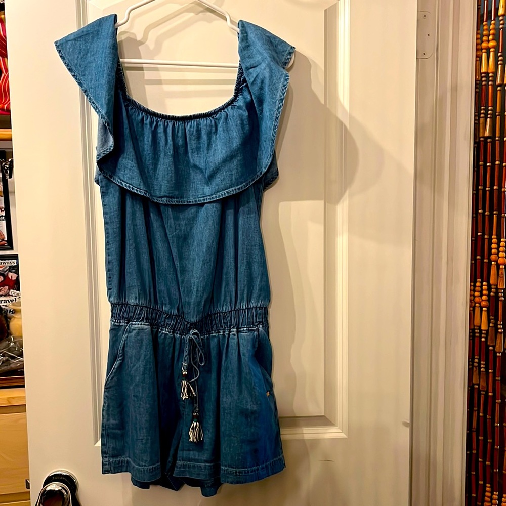 Super cute summery light denim romper